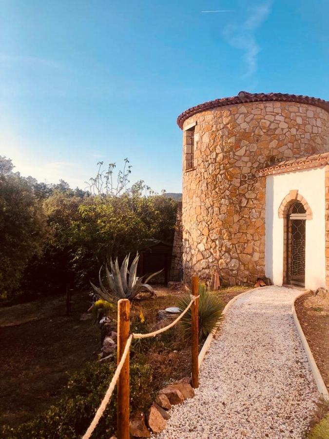 L'Hacienda Maison D'Hotes Bagnols-en-Forêt Exterior foto